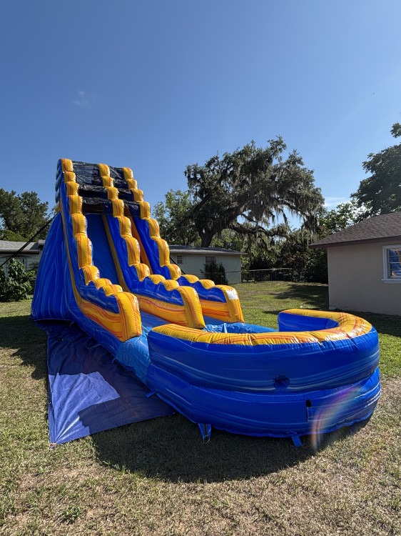 20ft Melting Artic Waterslide